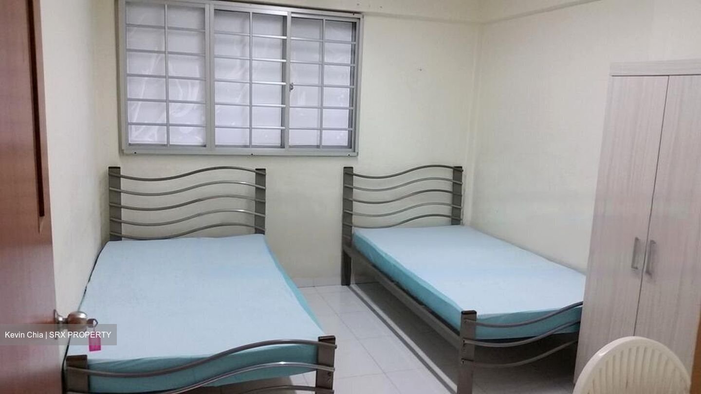 Ang Mo Kio Avenue 10 (D20), Shop House #457396121